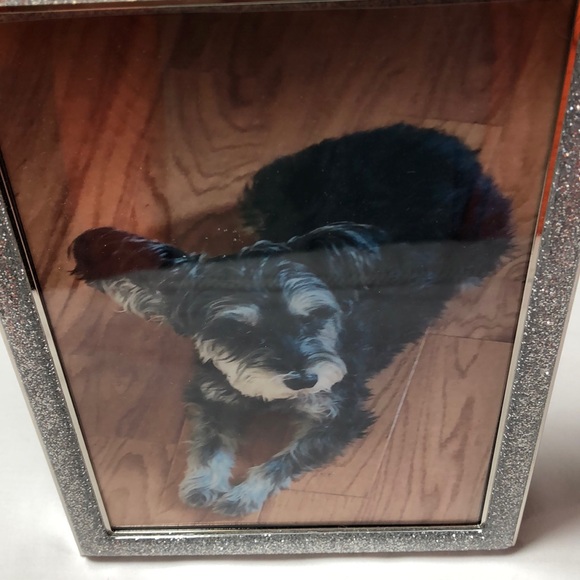 Meet your Posher, Larraine - Picture 1 of 1